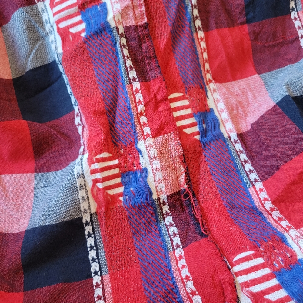 Collections etc heart flag button down. - Picture 6 of 8